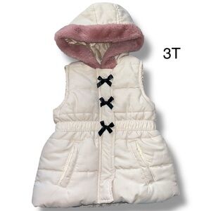 Nicole Miller New York Vest with Faux Fur Trim size 3T.